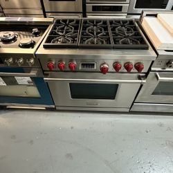 36” Wolf Dual Fuel Gas Range 