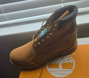MENS TIMBERLANDS SIZE 12