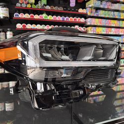 OEM 2020- 2023 Toyota Tacoma TRD PRO Right Passenger Headlight81110-04300