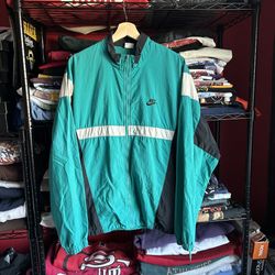 Vintage Nike Windbreaker🔥 size Large in Men for $40‼️‼️