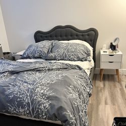 Full Size Headboard And Mattress & 2 Nightstands 