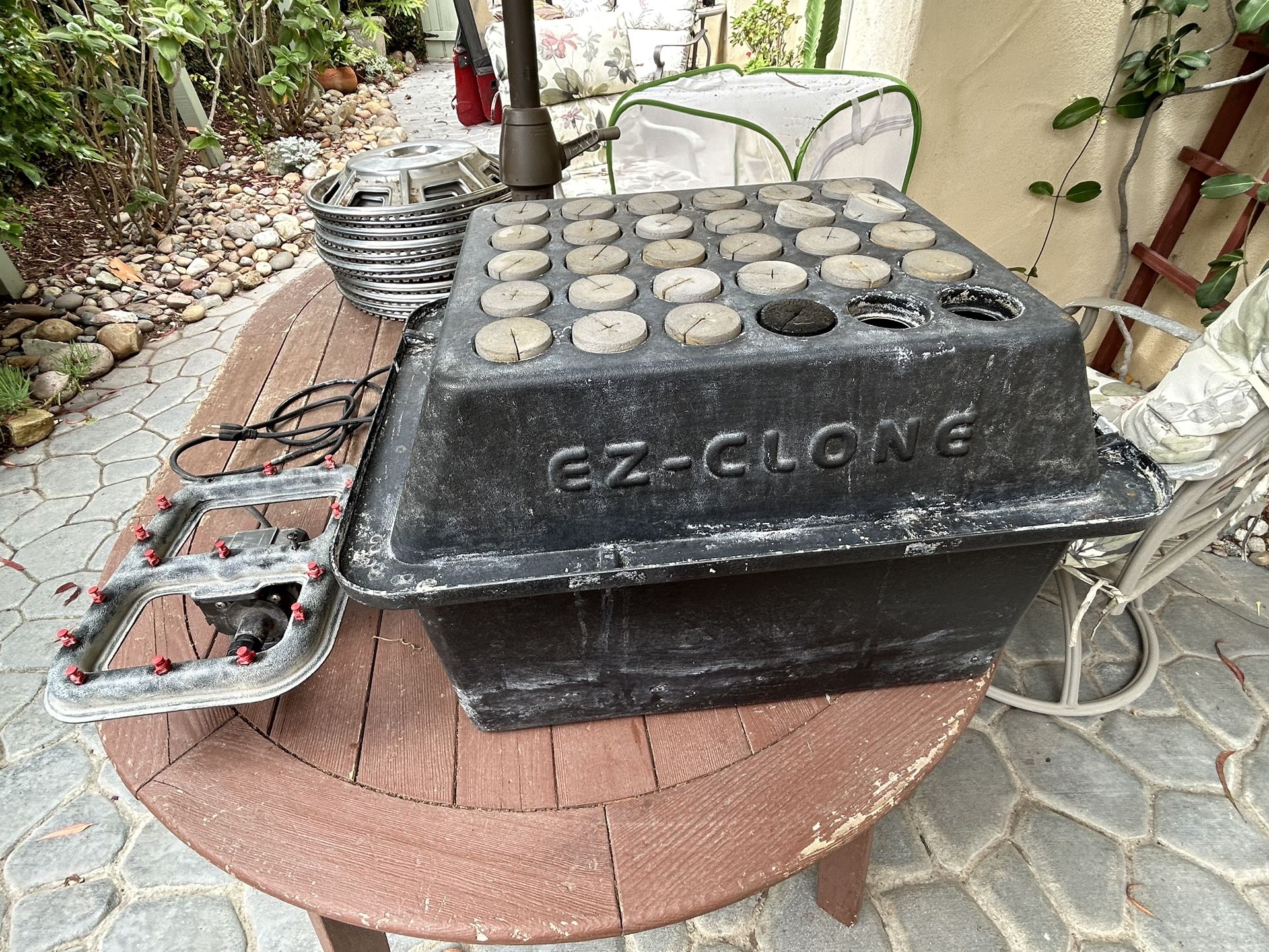 Clone Machine For Plant Cuttings