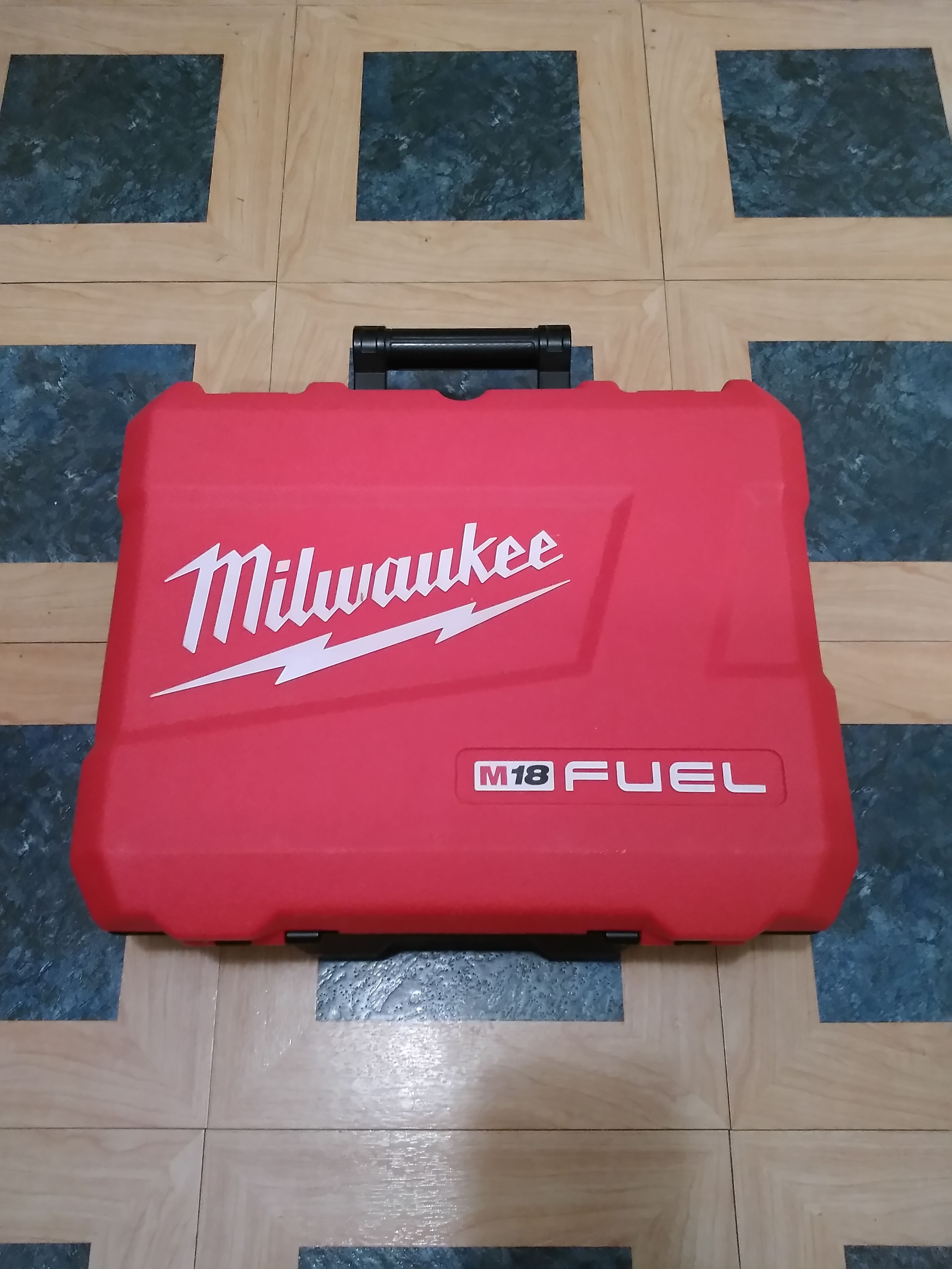 Milwaukee Case 2604-22 For Hammer Drill Fuel 18 Volt