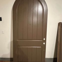 Rounded Door 