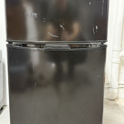 Bangson Mini Fridge