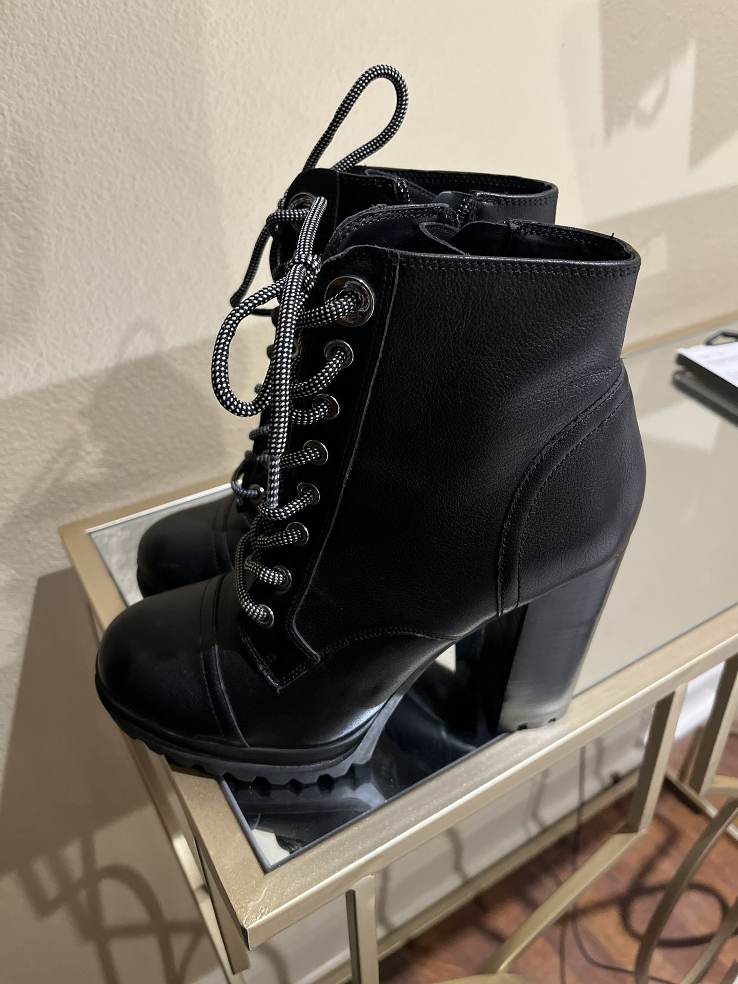 Womens Black Aldo Brand Boots Size 8