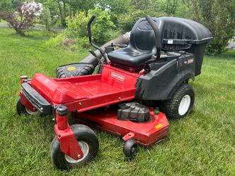 Craftsman Z6900 zero turn riding mower lawn tractor with bagger.