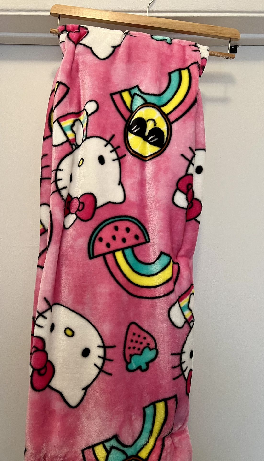 Hello Kitty Blanket