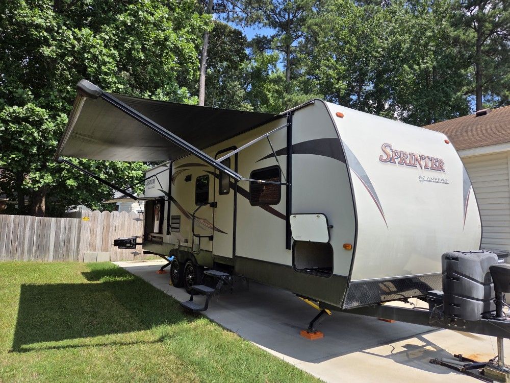 2016 Keystone Sprinter Campfire Edition26RB