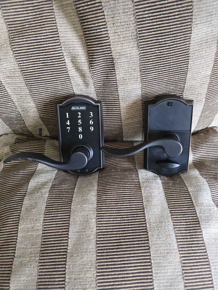 7 New Schlage Camelot Electronic Door Locks