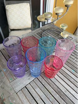 Plastic Cup Set