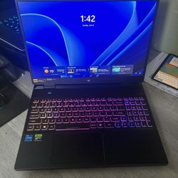 Acer Predator Helios Neo 16 Gaming Laptop