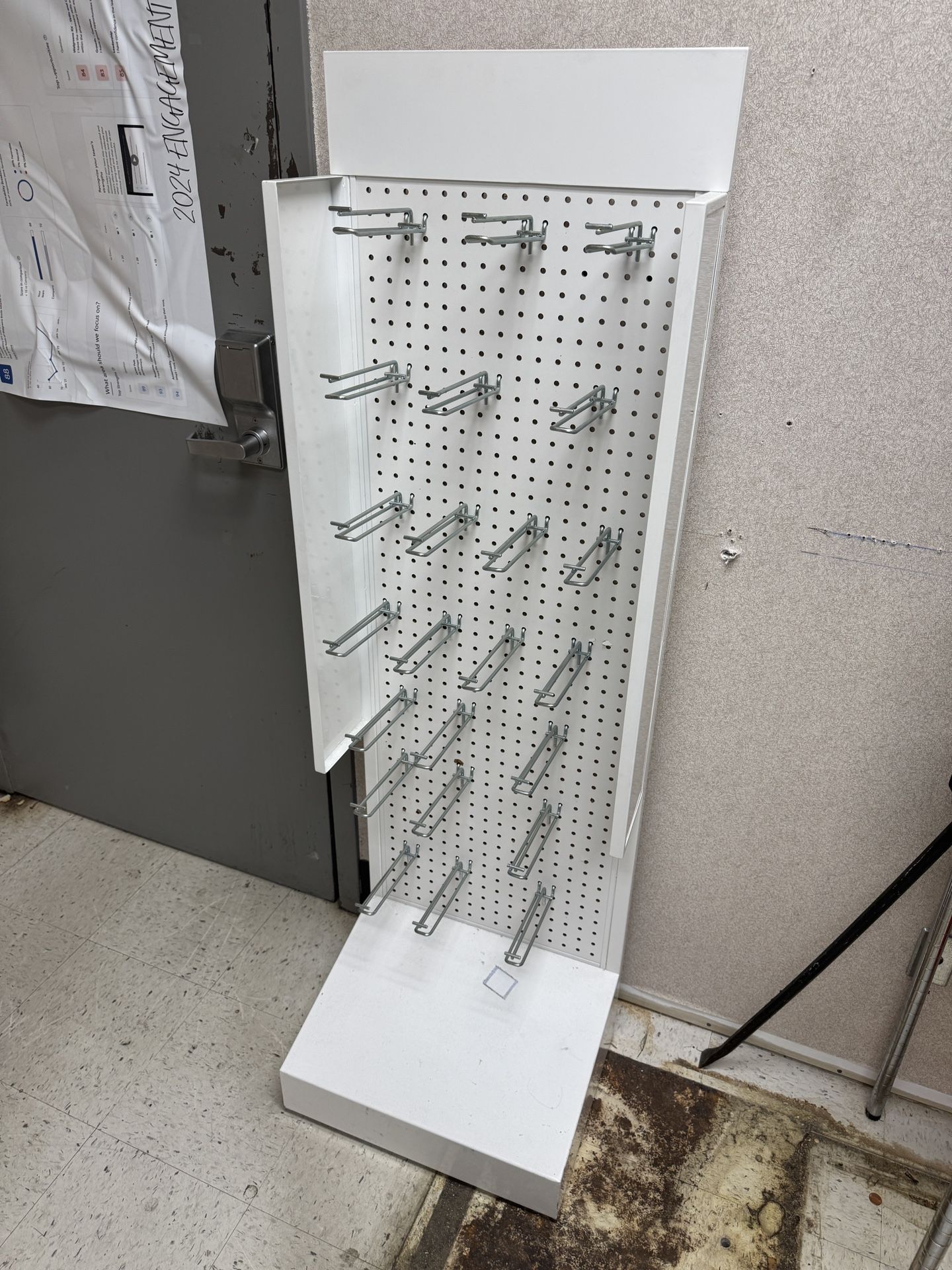 Metal Pegboard Fixture
