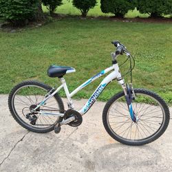 SCHWINN MOUNTAIN BIKE 