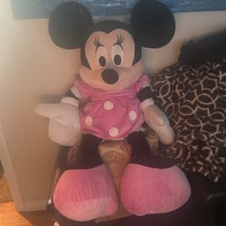giant minnie mouse big