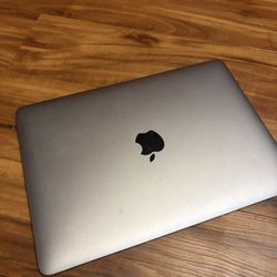 MacBook 