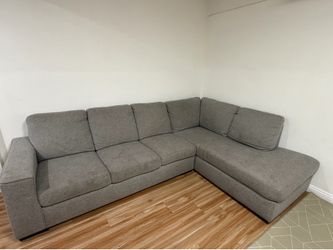 Grey Sectional Sofa with Chaise