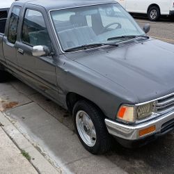 1990 Toyota Pick-Up