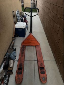 Pallet jack