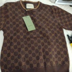 GUCCI Short Sleeve Sweater -  NEW 
