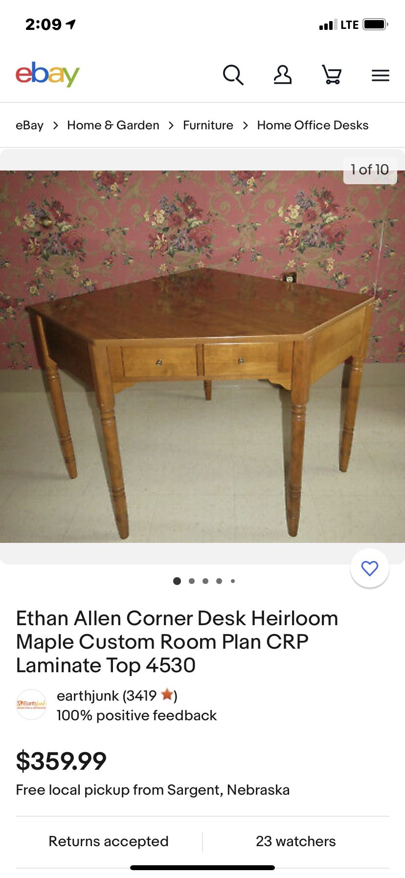 Vintage Eathan Allen Corner Desk With Corner Book Shelf From The Early 80s In Good Condition 