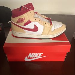 Jordan 1 Light Curry Cardinals 9.5