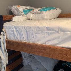 Twin Size Bunk Bed 