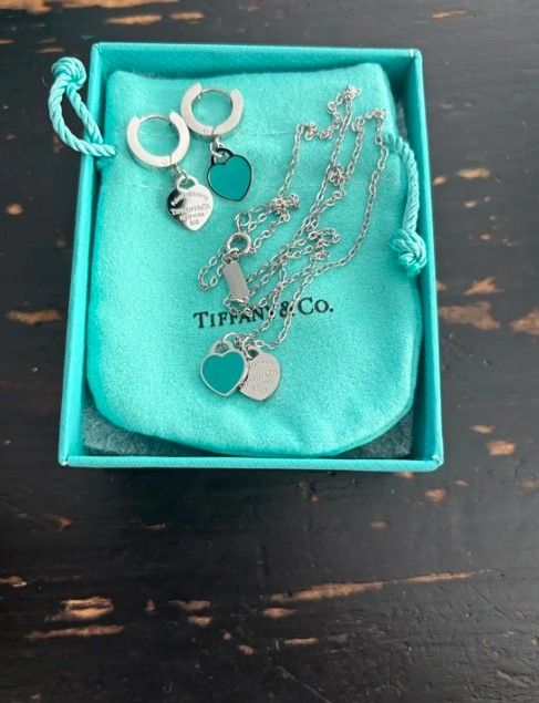 Tiffany necklace and earrings set