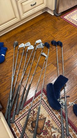 Women’s golf set with bag and carrier