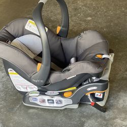 CHICCO Infant Car Seat