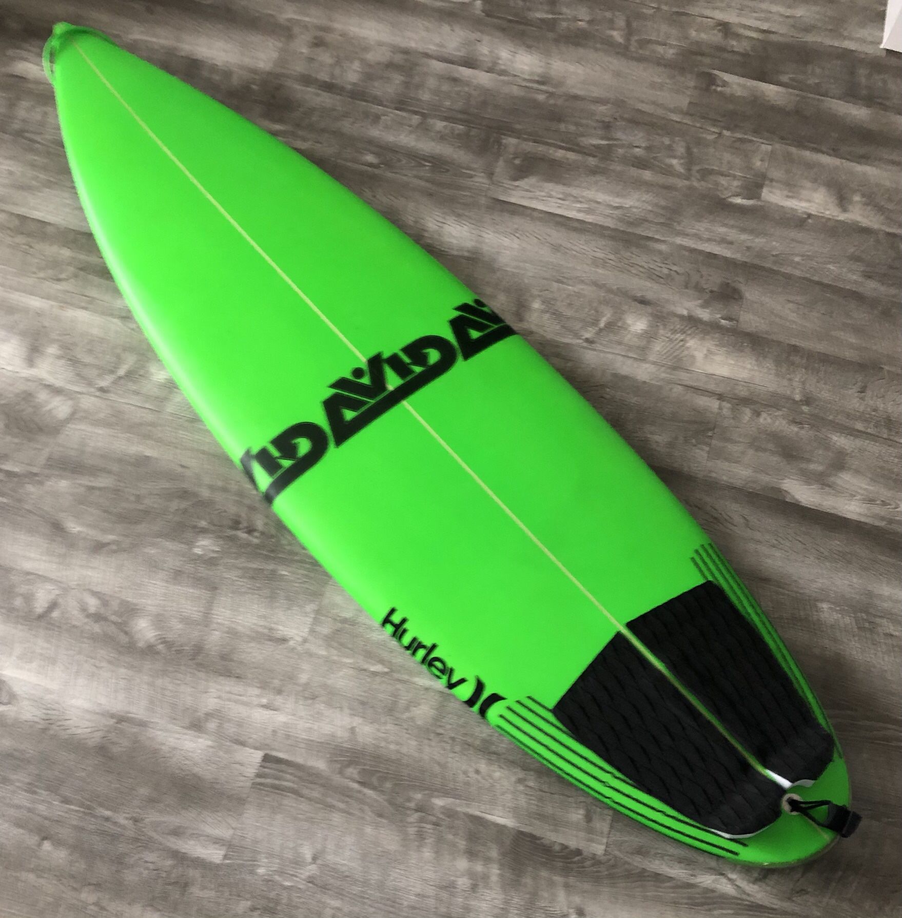 Surfboard 5’9 28.3 liters Roundtail Futures Fin Box 5 Fin Optional New! Jobs Beach, Puerto Rico