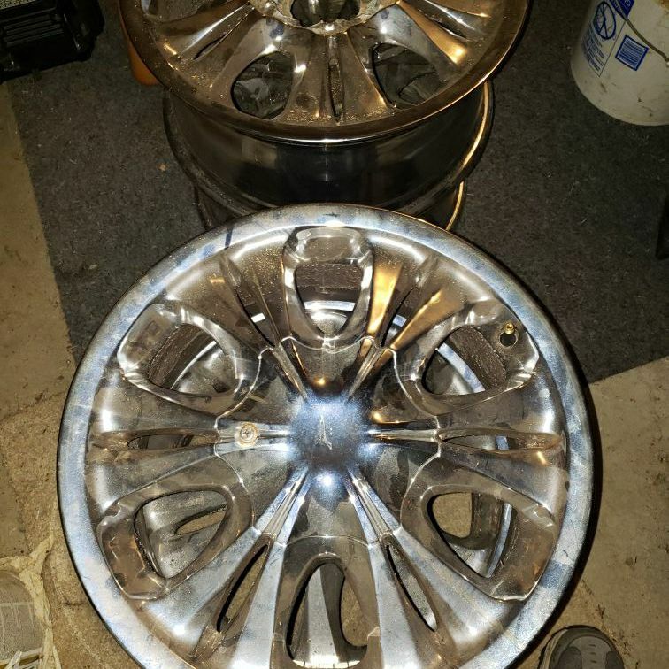 17" 6 lug rims off 2004 ford f150 truck