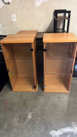 To display cabinets