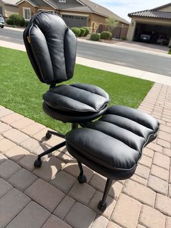 Ergonomic Swivel Desk Chair—Brand New!!!