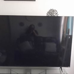70” Tv 