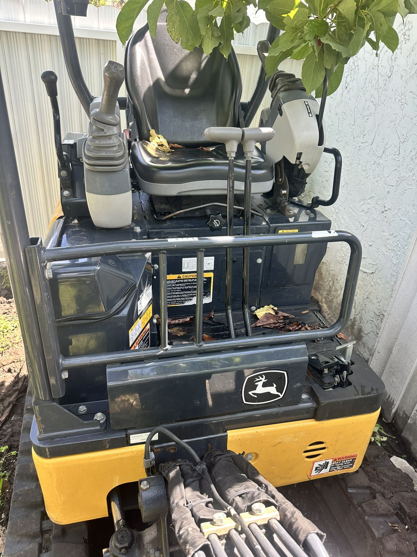 jhonn deere 2023