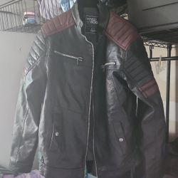 Leather Jacket ( Size Large) Men's 