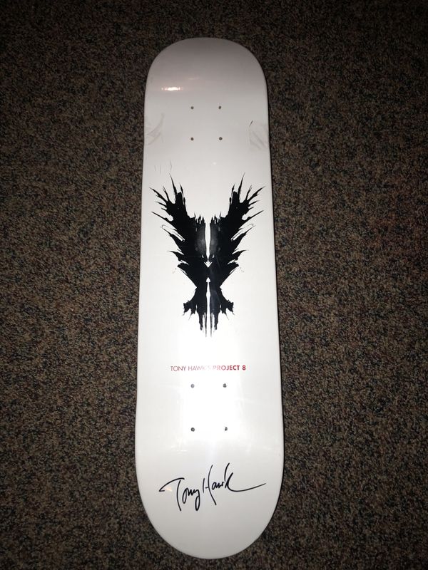 Tony hawk project 8 skateboard for Sale in Dinuba, CA
