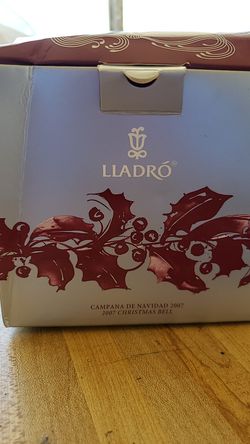 2007 Lladro Christmas Bell