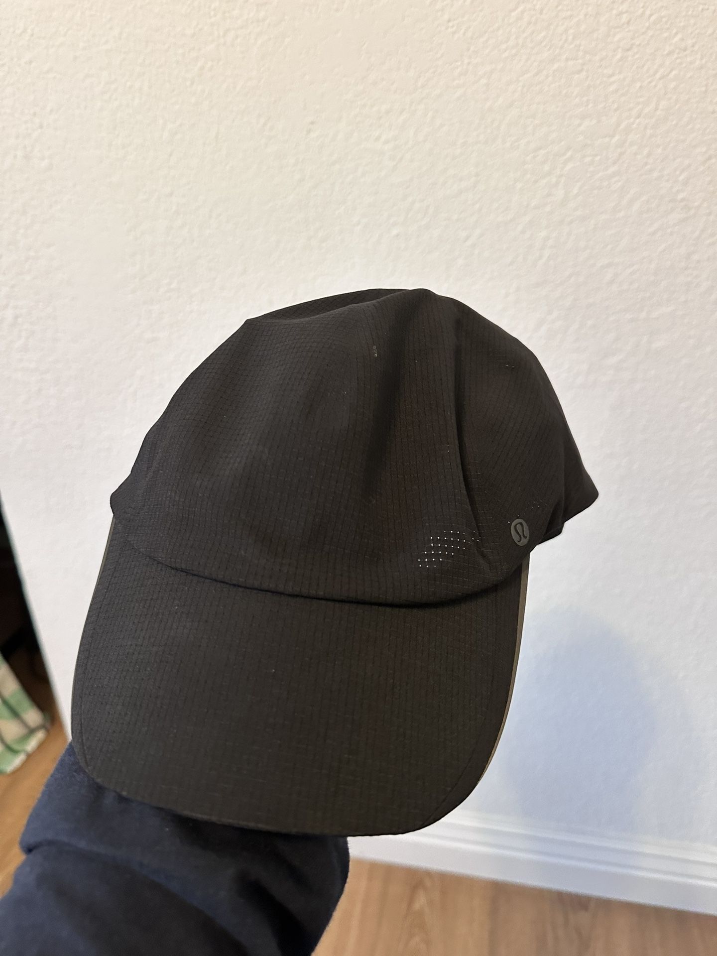 Lululemon Cap Size Large /XL