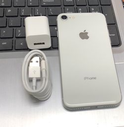 iPhone 8 256GB Factory Unlocked