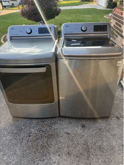LG washer and gas dryer set