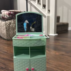 Toy Doll Hair Salon Storage 
