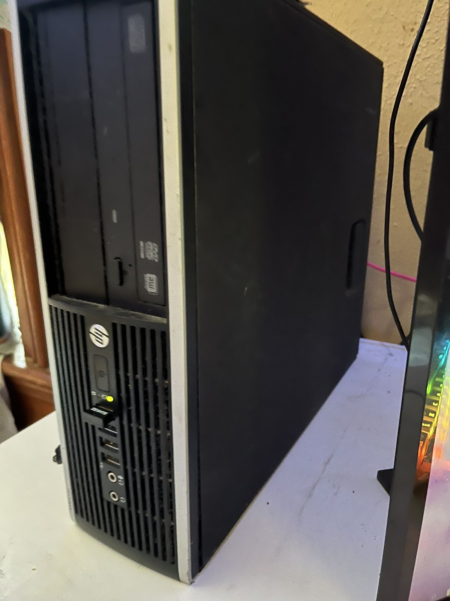 micomp gaming pc (Gtx 1050ti, i5, 16gb ddr3)