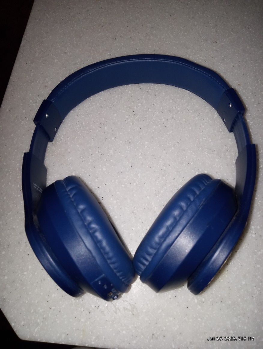 Zeeva Kids Safe Bluetooth Wireless Headphones