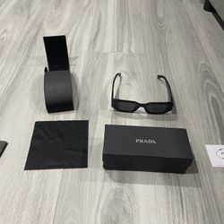 Prada Sunglasses Black 