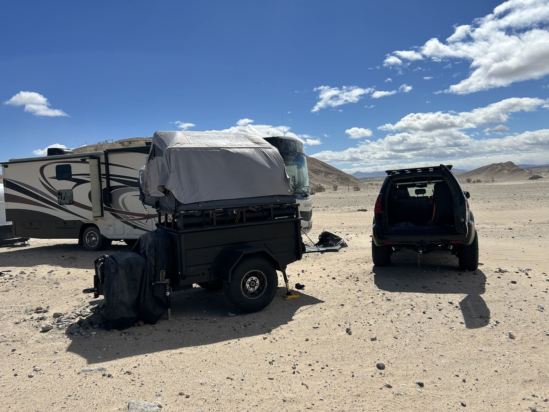 OVERLAND TRAILER