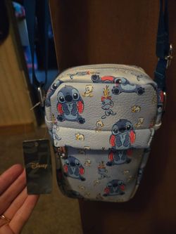 Stitch crossbody never used