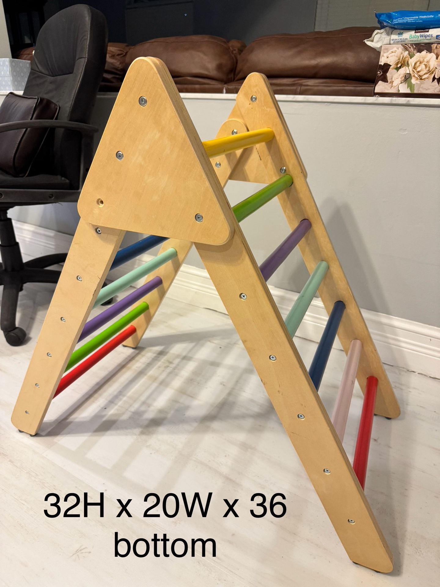 Triangle climber for kids
