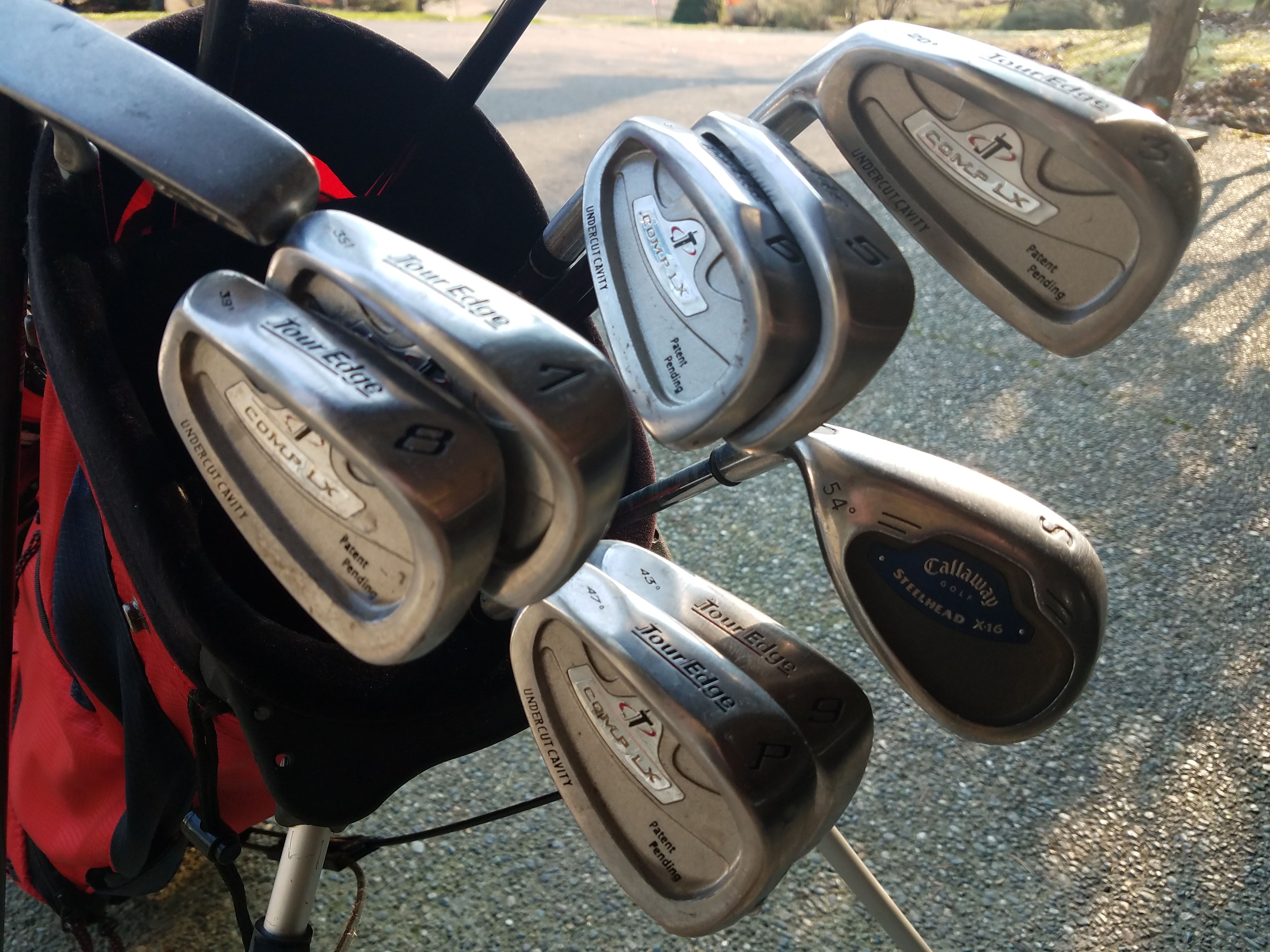 Tour Edge LX Comp left handed irons, Ping Putter, Tiltleist